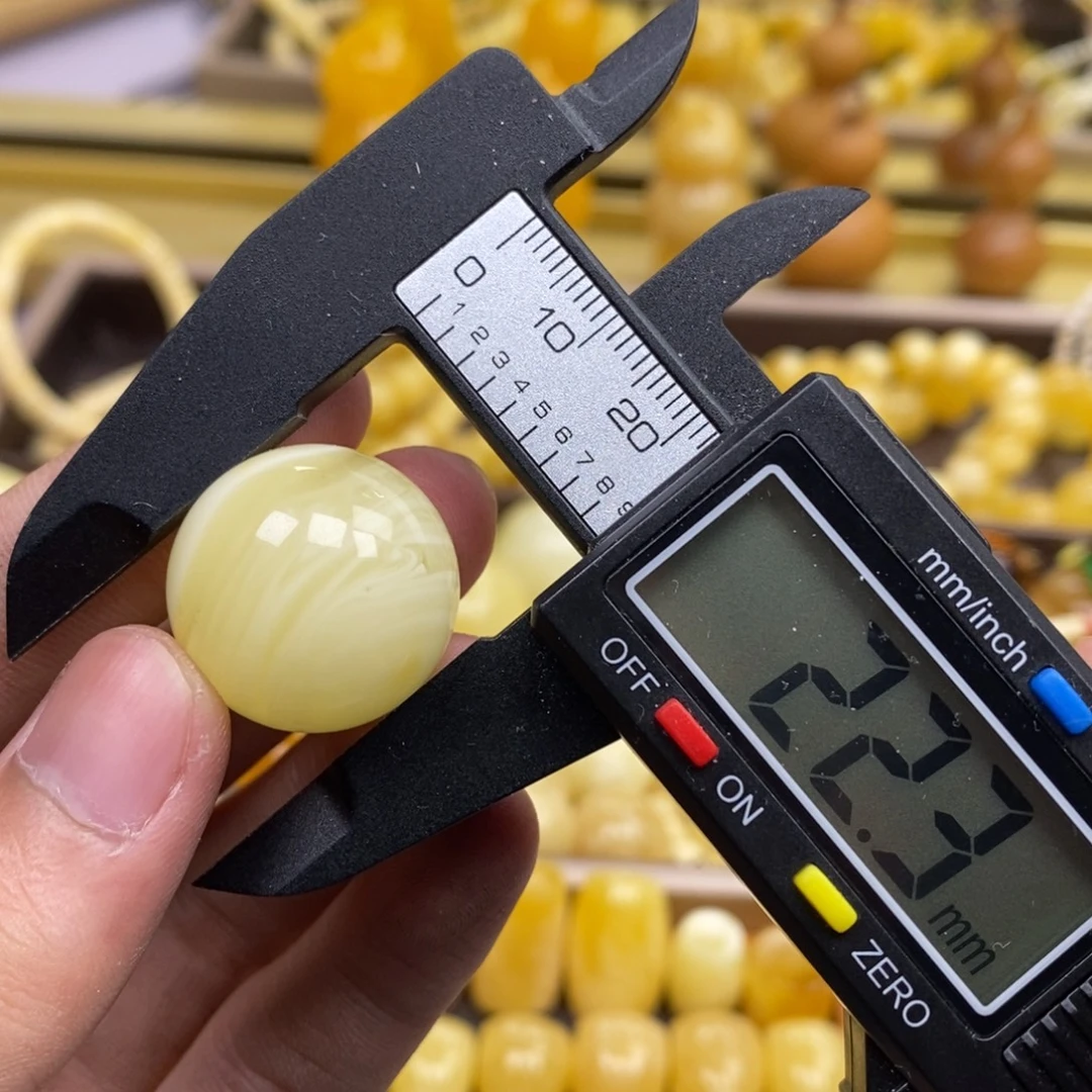 琥珀未镶嵌裸石蜜蜡