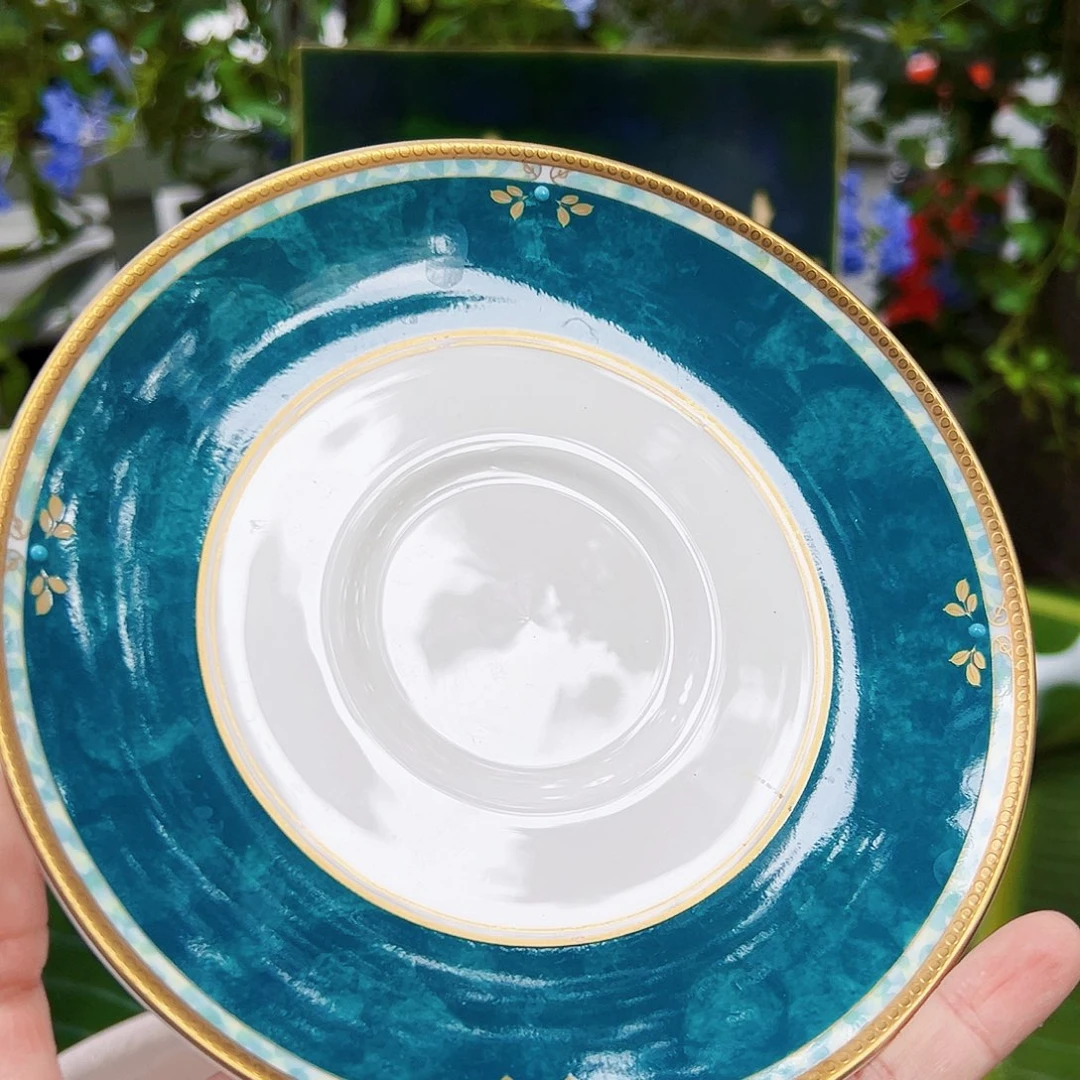 咖啡杯等物品中含有各种氨基酸