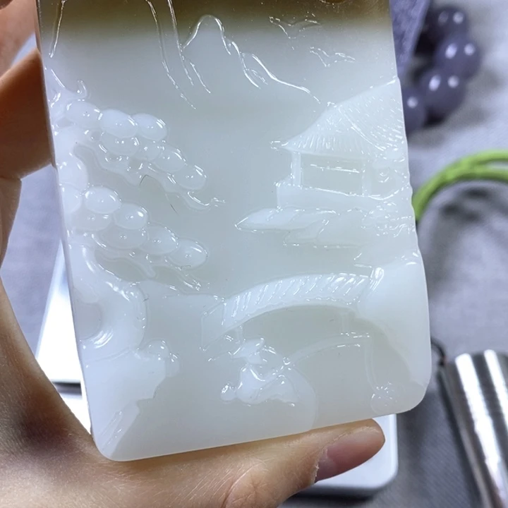 和田玉颈饰未镶嵌