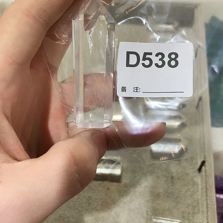 无***夏水晶未镶嵌珠宝半成品天然水晶D538