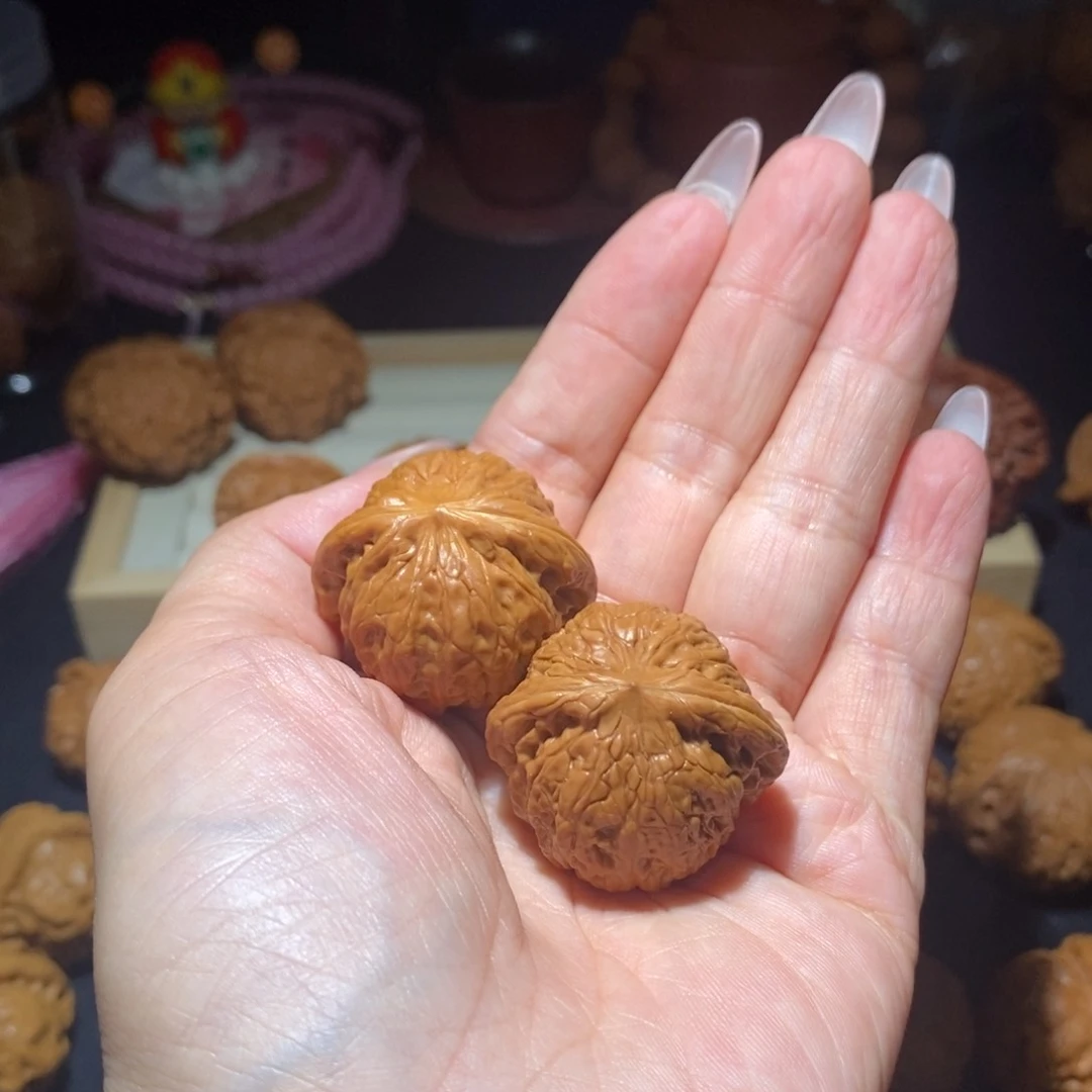 文玩核桃吊坠铁锤妹妹33