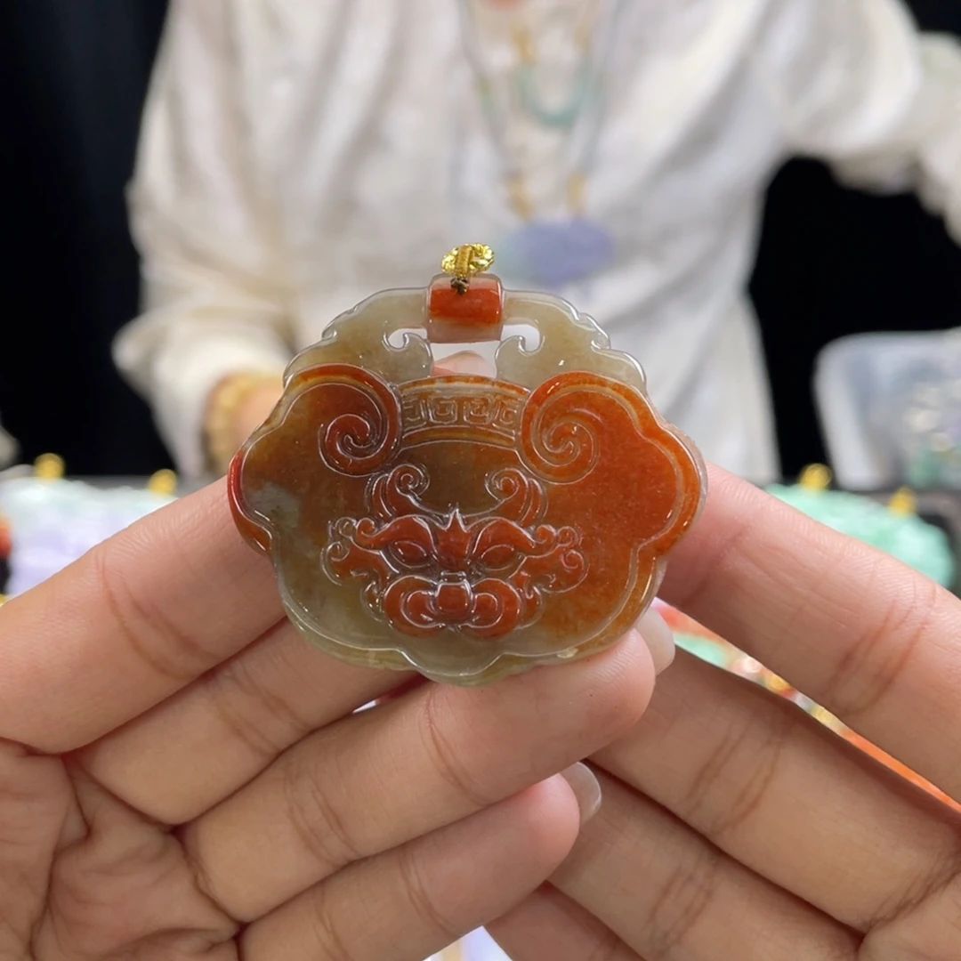 翡翠颈饰未镶嵌代编织