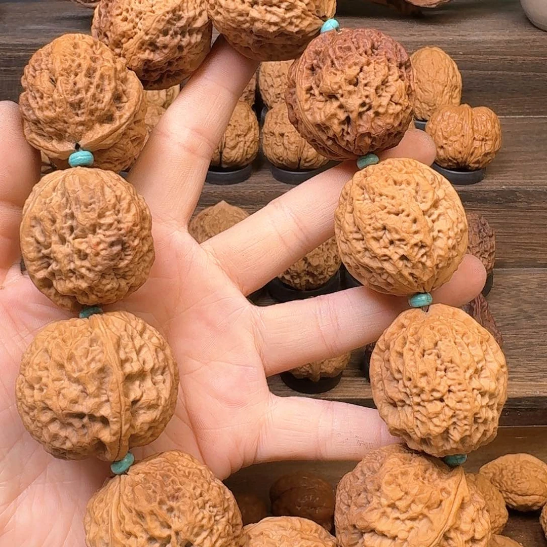 文玩核桃吊坠风**丽29龙纹绣球手持39尺寸