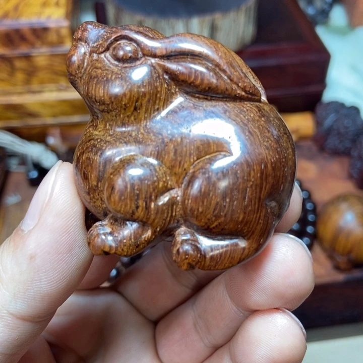 黄花梨/降香黄檀兔子