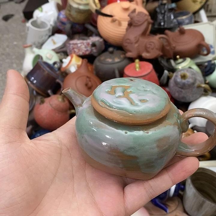 陶瓷艺术品及陶瓷壶