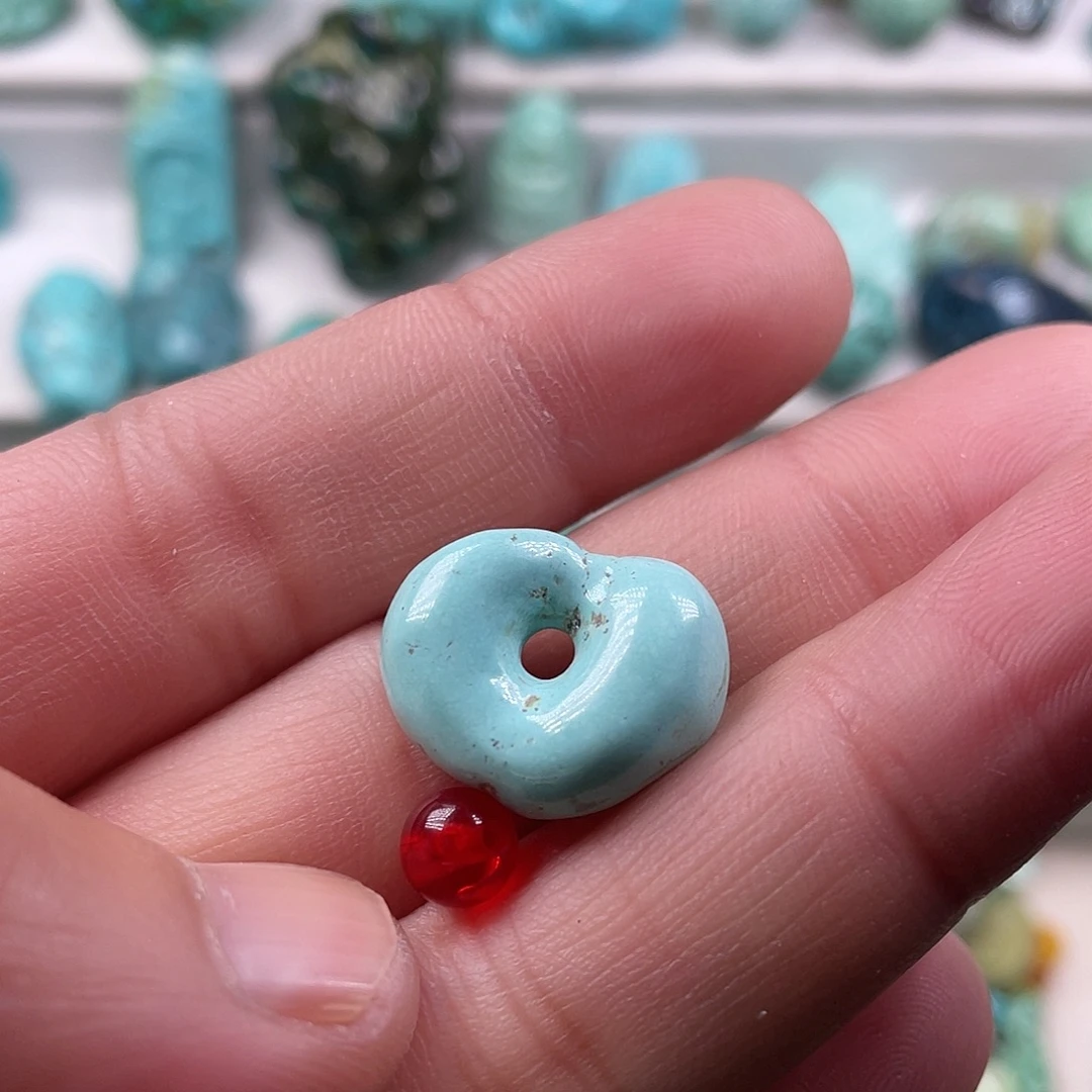 南红玛瑙未镶嵌颈饰