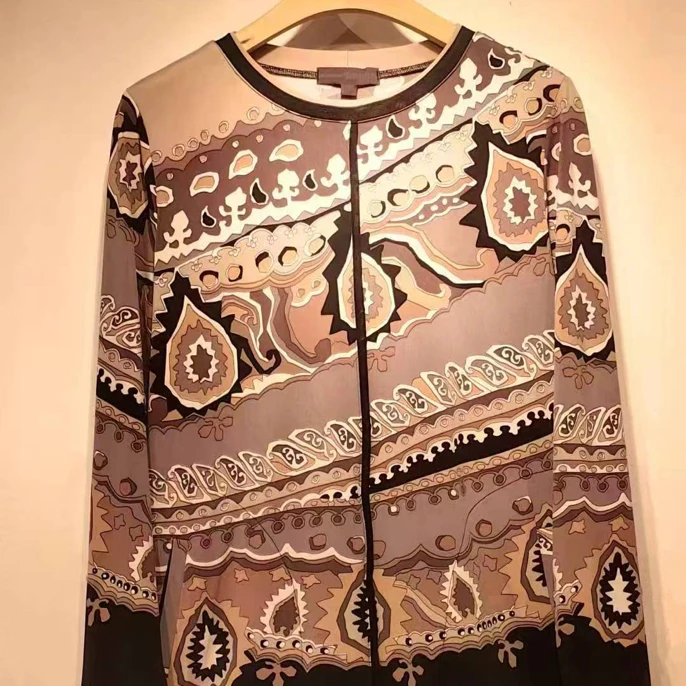 韩国冬季最新款高档錦云凤尾小衫时尚高档百搭气质