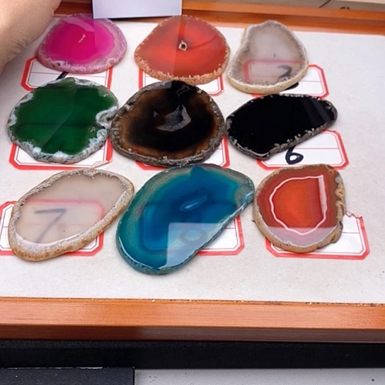 玛瑙/玉髓颈饰足银镀金镶嵌6*8