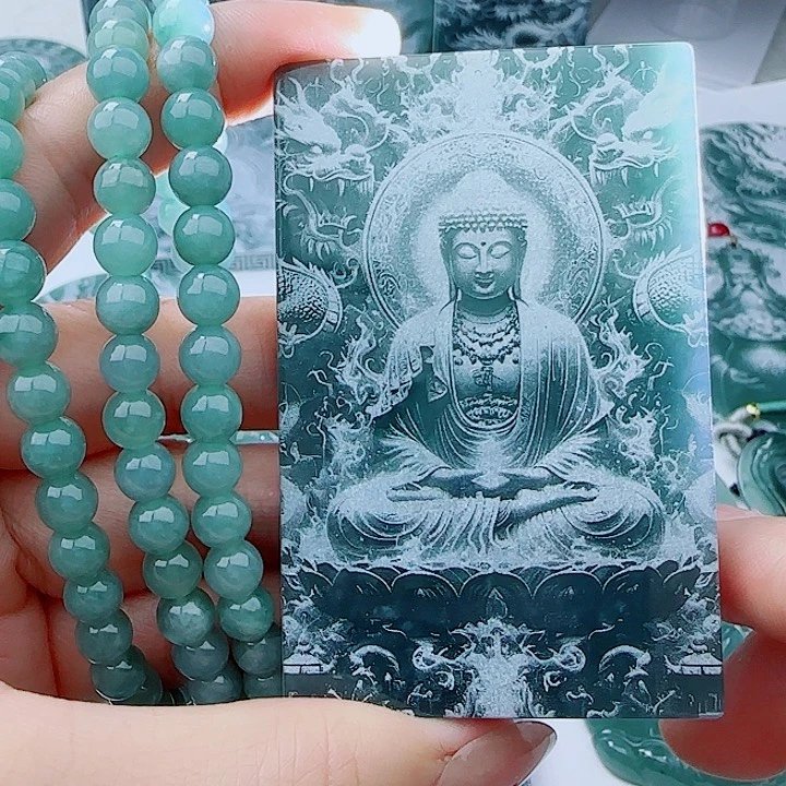 翡翠未镶嵌颈饰多样性发货天然的A货翡翠