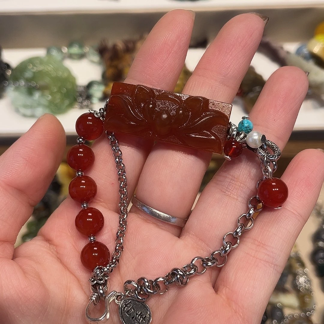 蛇纹石玉合金颈饰