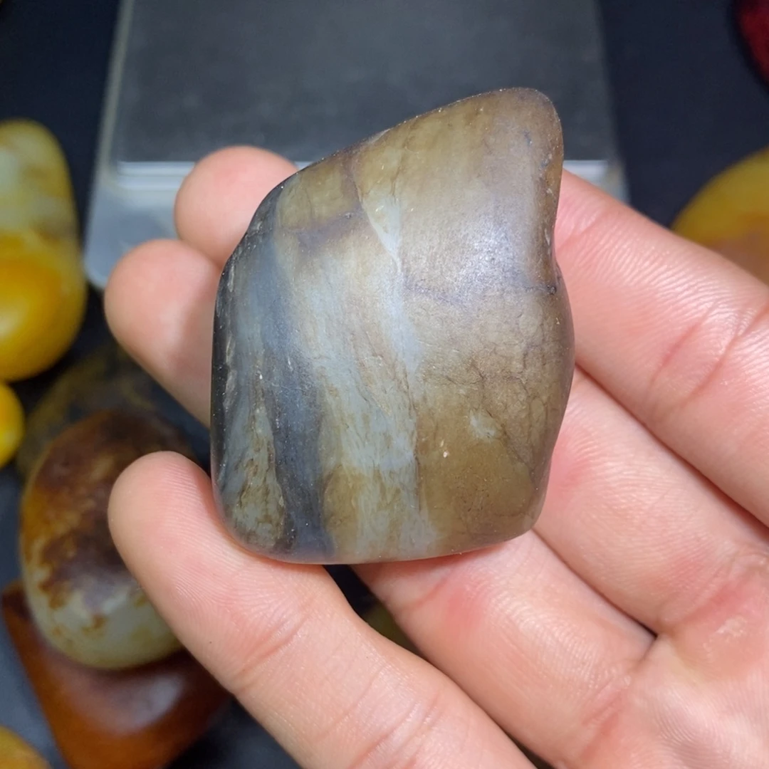 和田玉未镶嵌珠宝奇石