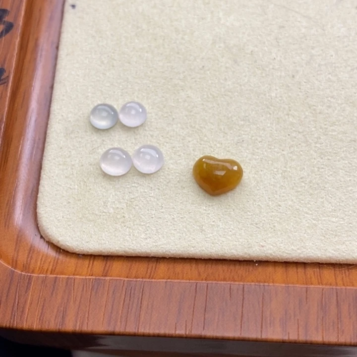 翡翠颈饰未镶嵌_***?总260