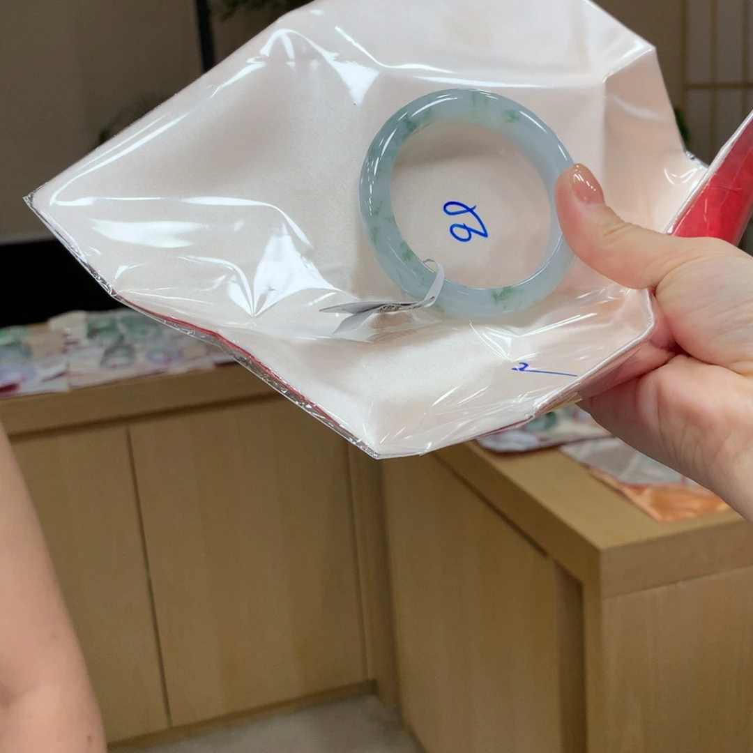 未镶嵌手镯翡翠不退不换