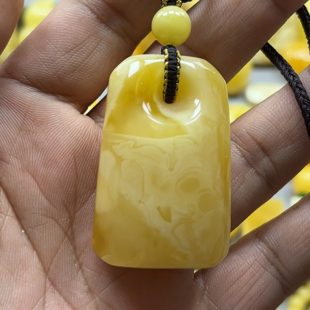 蜜蜡珠宝奇石未镶嵌