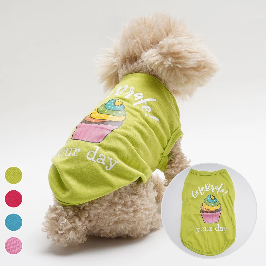 狗狗衣服春夏款彩色蛋糕英文图案纯色透气舒适泰迪巴斗金毛背心