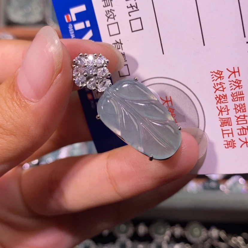 【闪购商品】翡翠未镶嵌颈饰天然