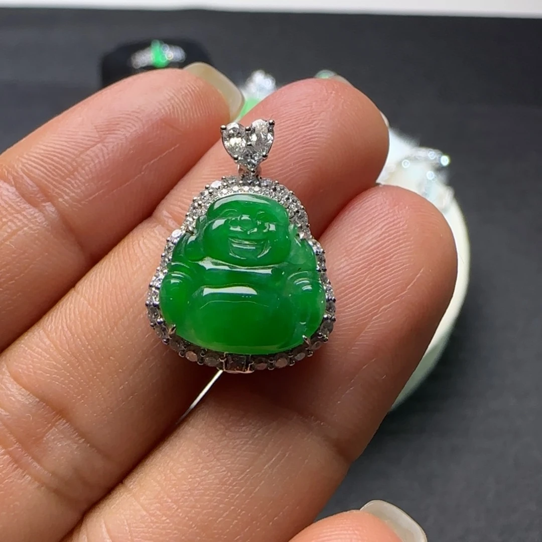 颈饰18K金镶嵌翡翠佛公