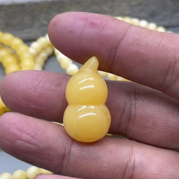 琥珀未镶嵌裸石葫芦