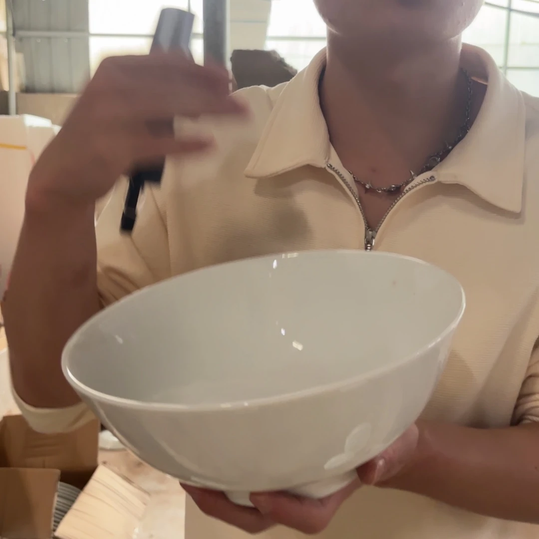 9英寸白色竖口大汤碗2只微瑕