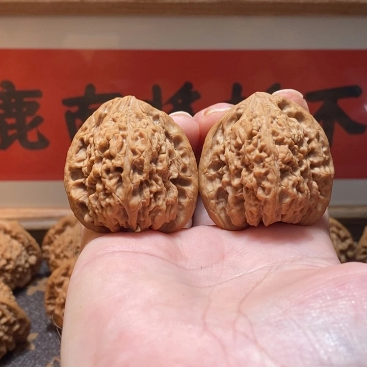 *****吊坠文玩核桃南疆