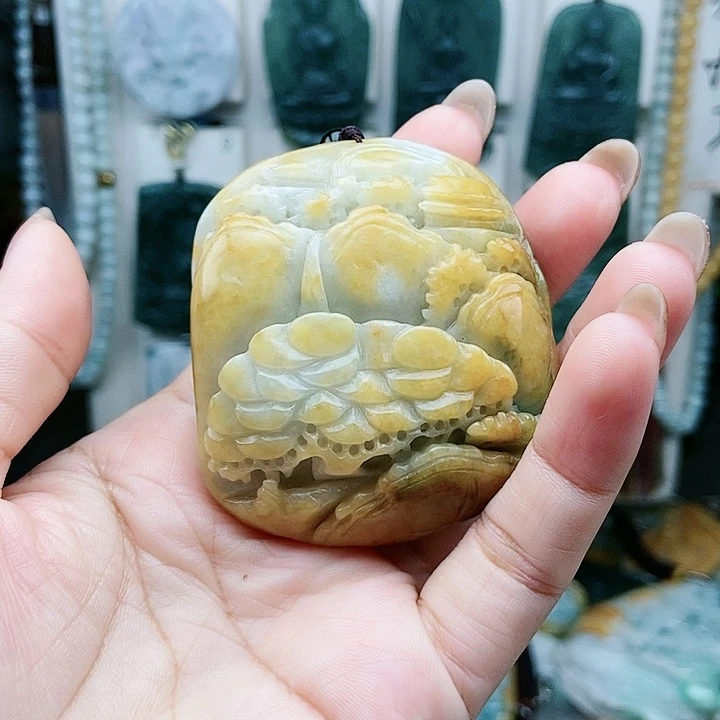 翡翠未镶嵌颈饰翡翠