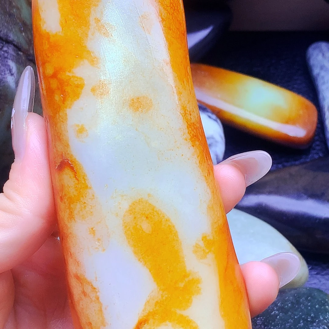 未镶嵌和田玉（糖玉）把件