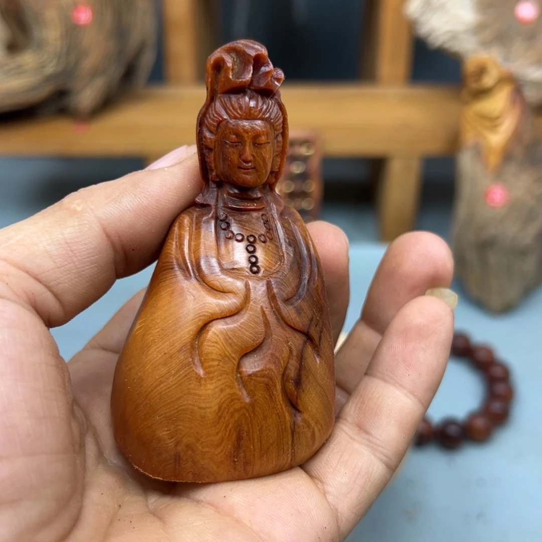 郡***木崖柏木摆件手把件