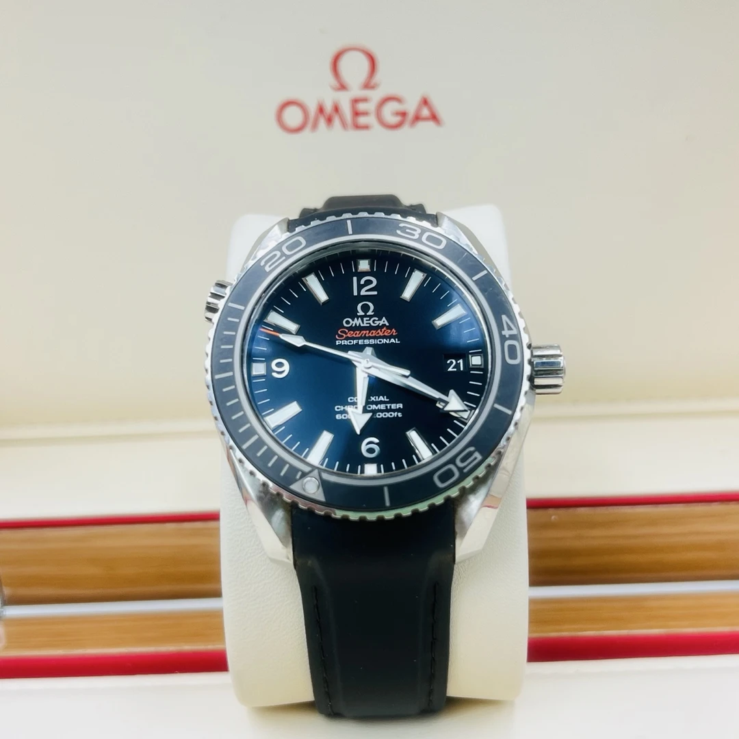 99新 Omega/欧米茄 海马自动男表232.32.42.21.01.003表径42