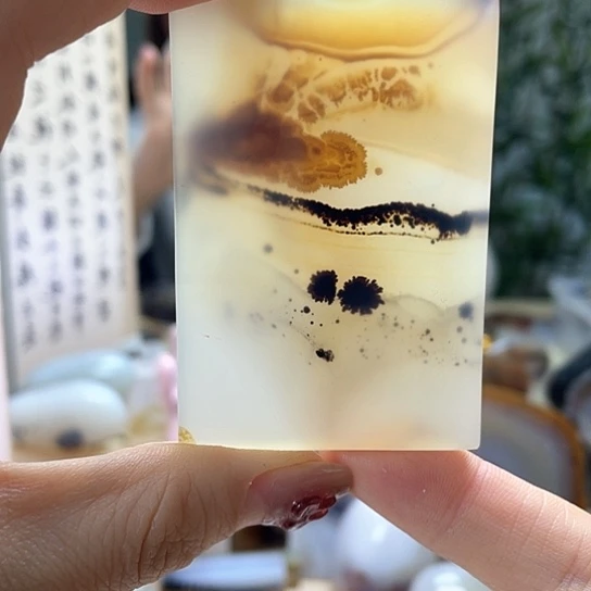 玛瑙/玉髓颈饰未镶嵌