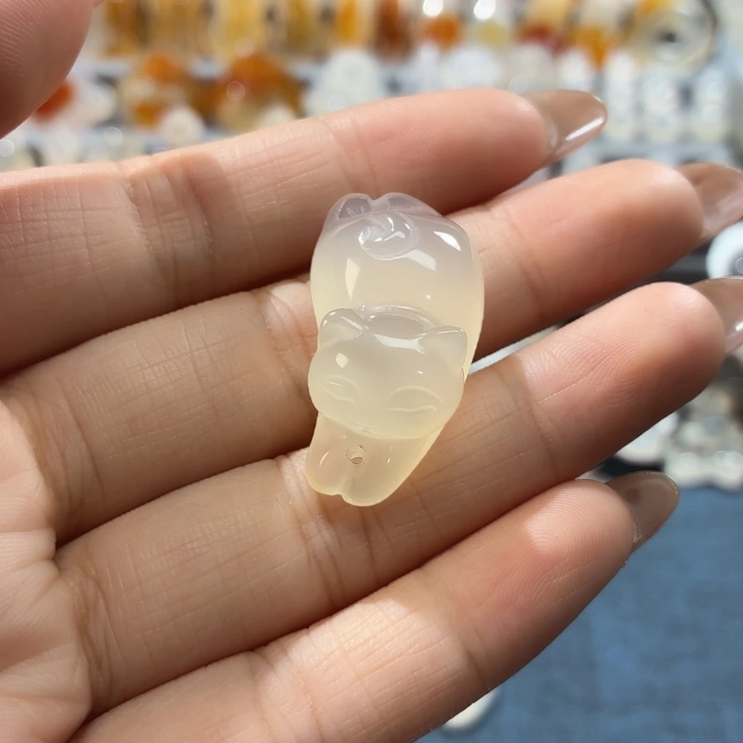 用***3玛瑙/玉髓未镶嵌颈饰