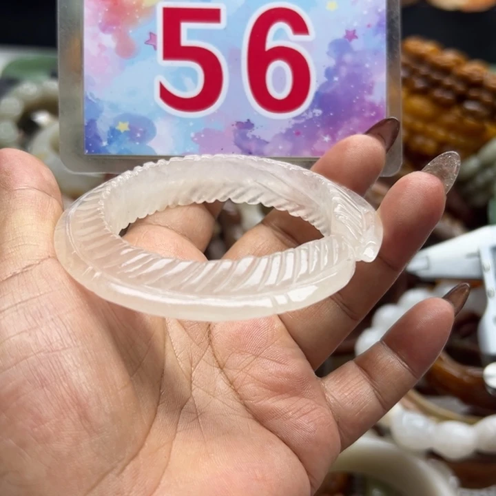 未镶嵌手镯石英岩玉