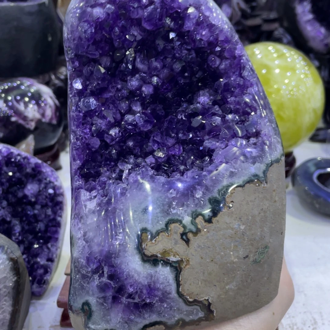 未镶嵌珠宝半成品水晶