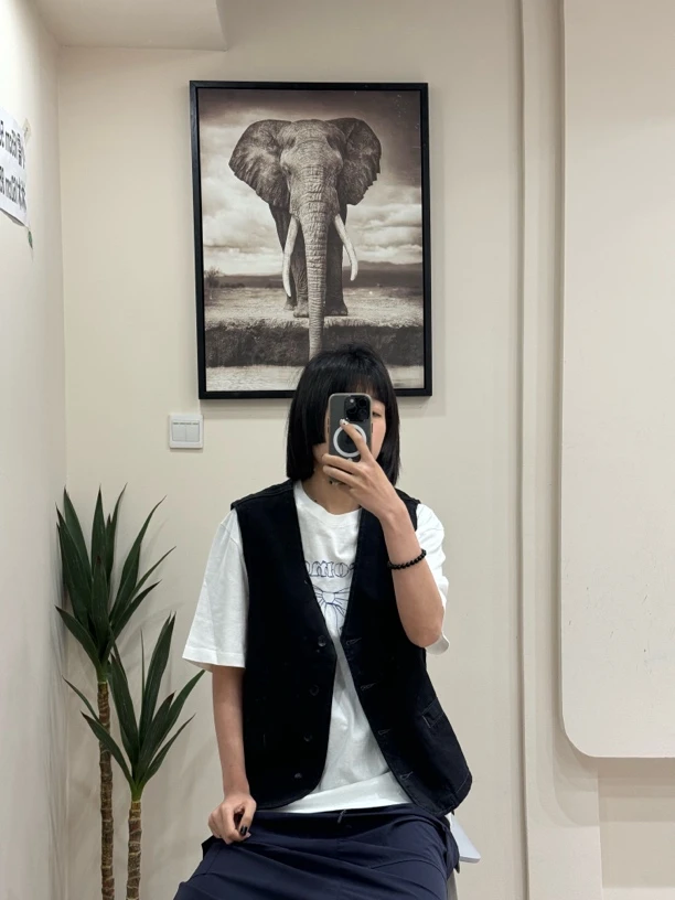 遇见·韩版夏季薄款四扣牛仔马甲灰色百搭显瘦