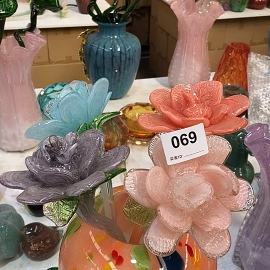 琉璃花高45厘米宽9厘米