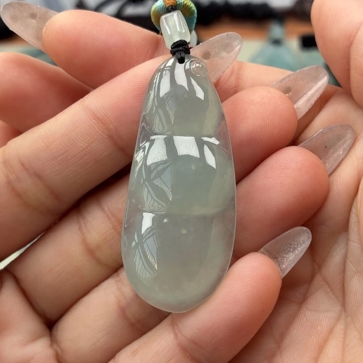 翡翠未镶嵌颈饰天然翡翠a货