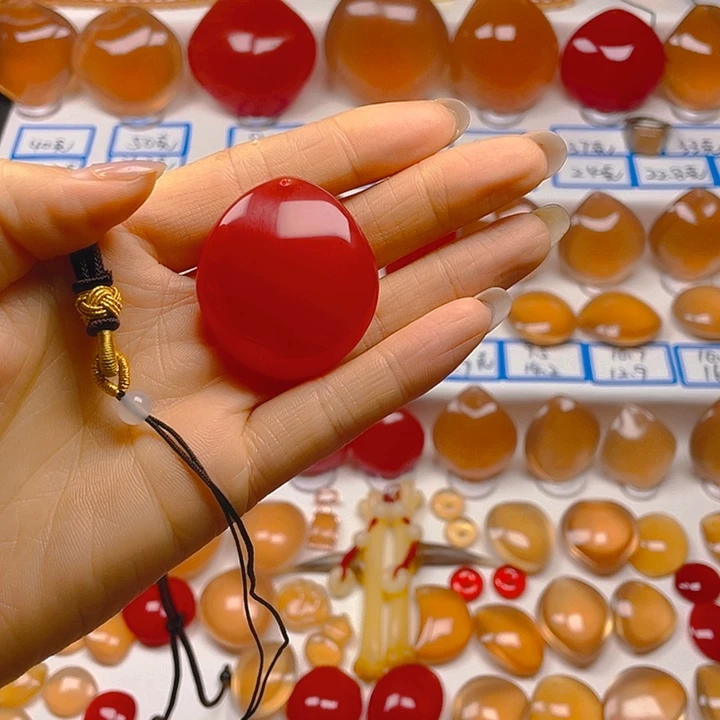 阿****桃木保真保质青鱼石吊坠