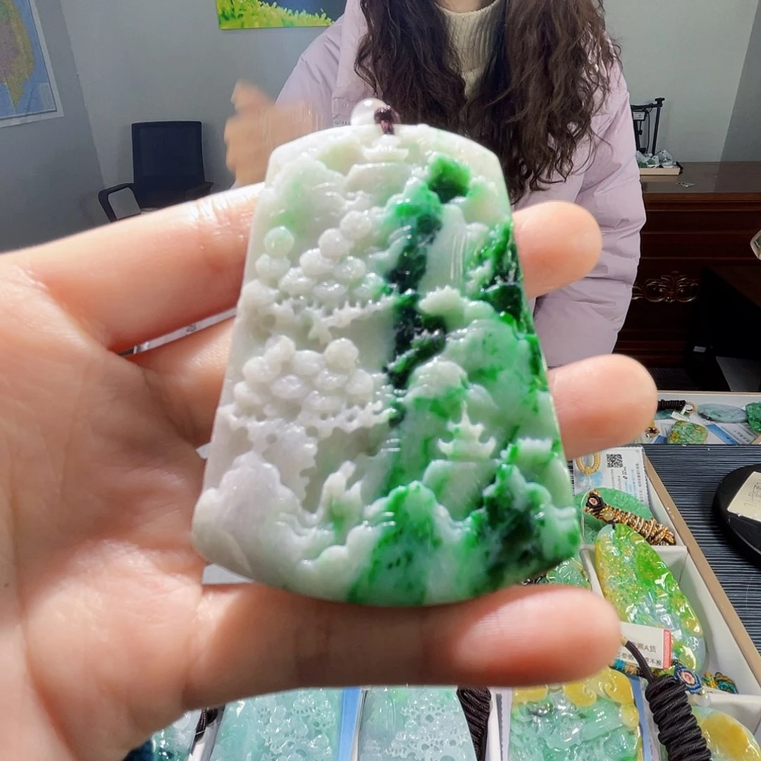 颈饰未镶嵌翡翠翡翠