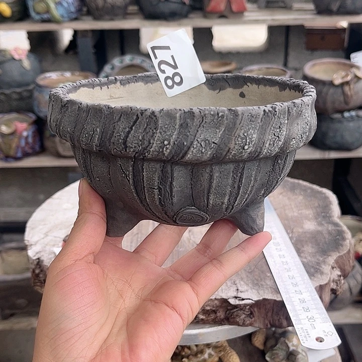 陶瓷你也不愿意给他