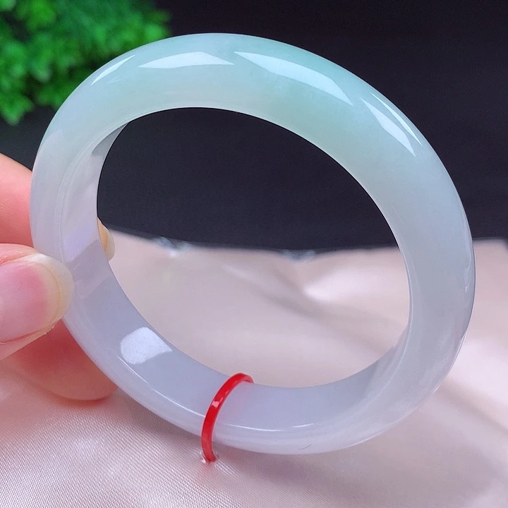 翡翠未镶嵌手镯689003