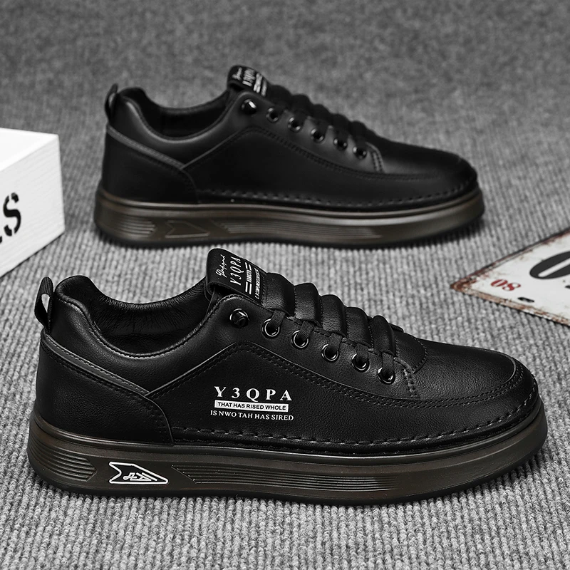 男鞋2025春季透气新款小白鞋平跟超轻防滑潮流板鞋百搭休闲运动鞋