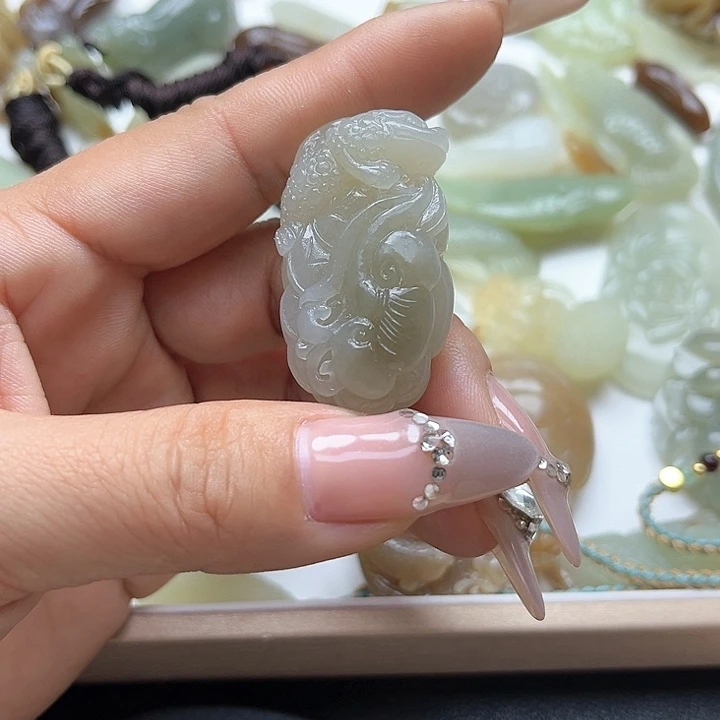 【闪购商品】颈饰未镶嵌和田玉