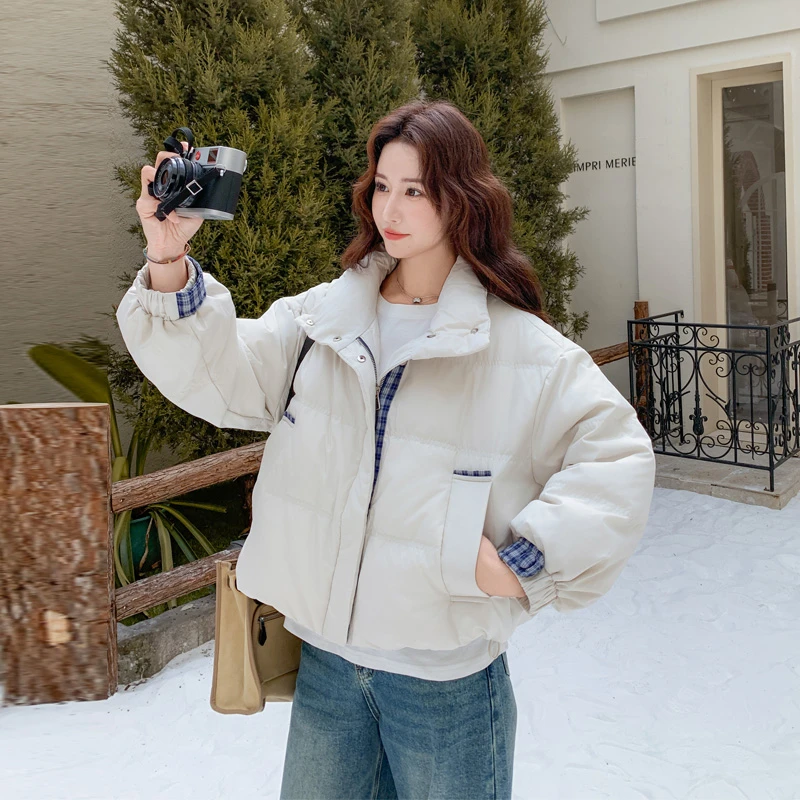 极简风设计感羽绒服女2025冬季新款90白鸭绒保暖加厚韩系风面包服