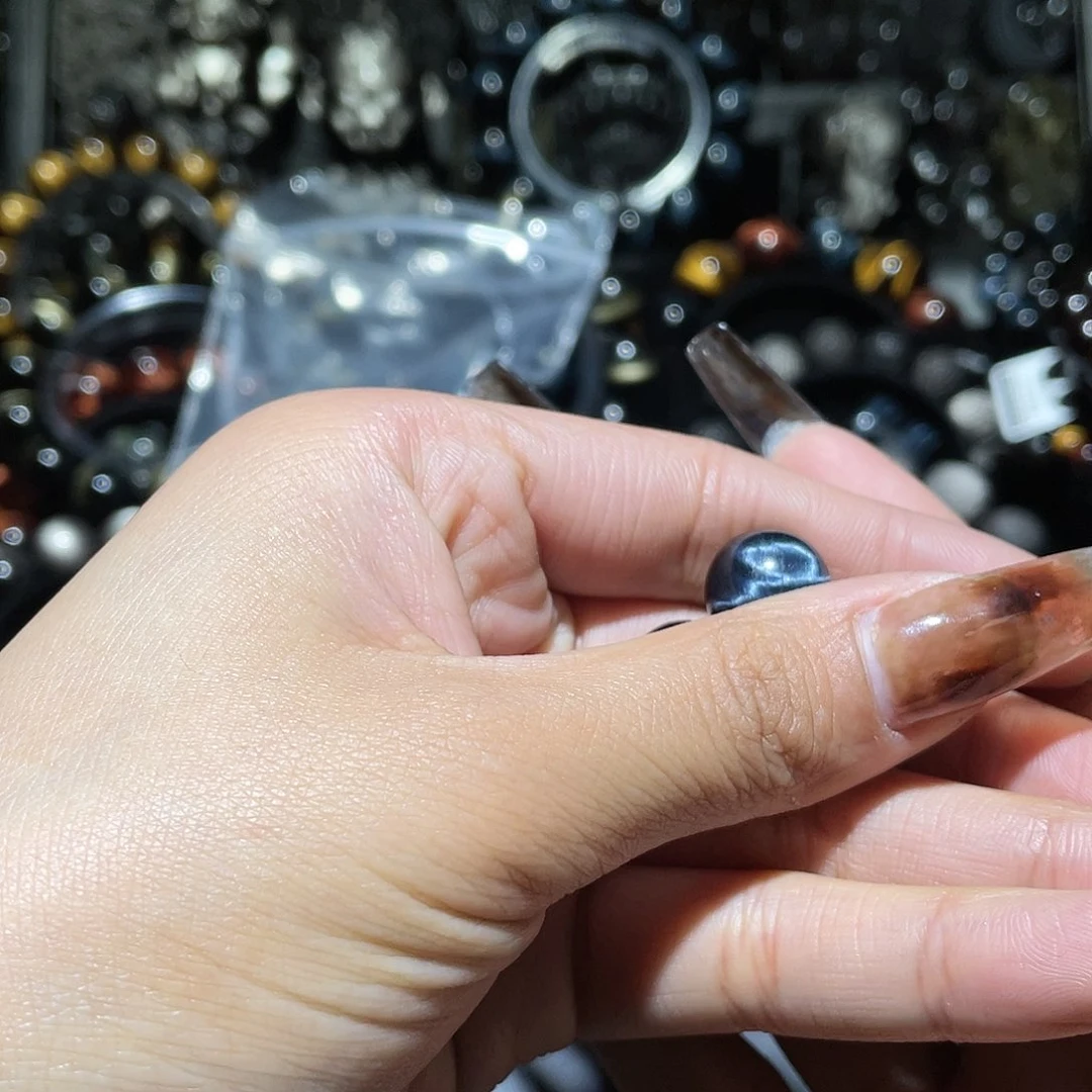 黑曜岩颈饰未镶嵌芜**湖