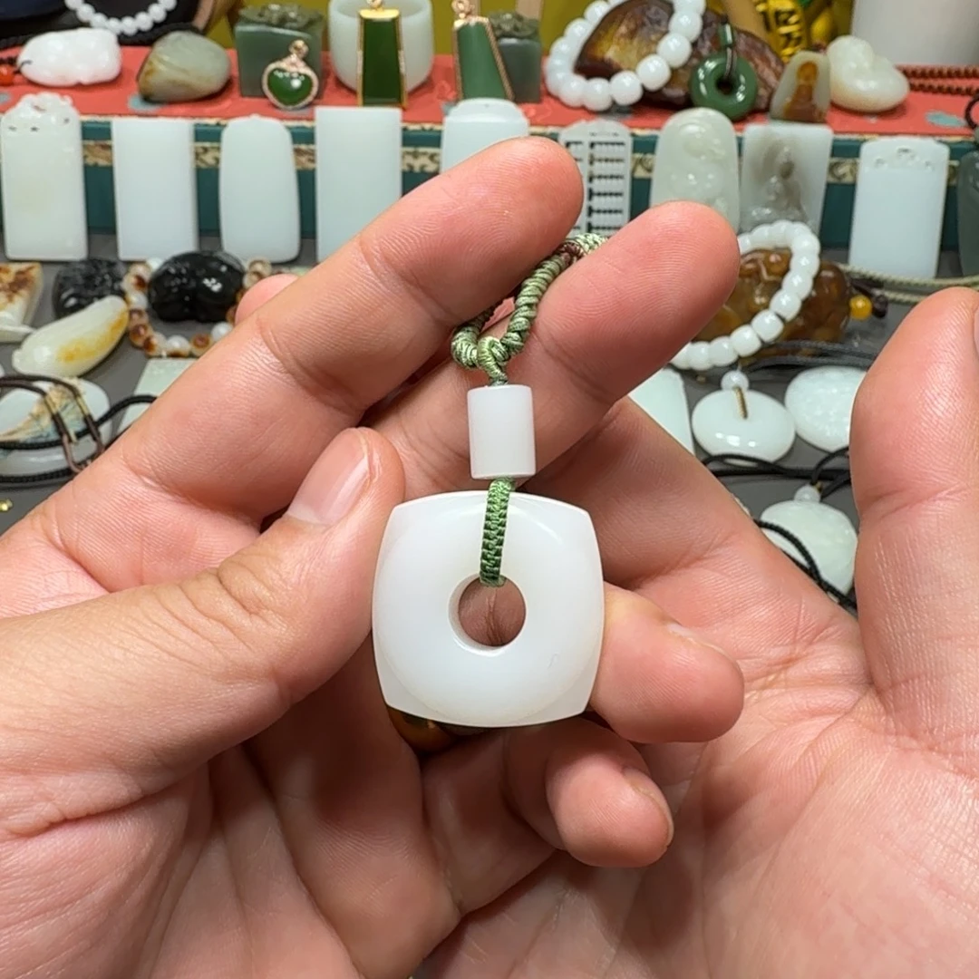 和田玉未镶嵌吊坠(不含链)