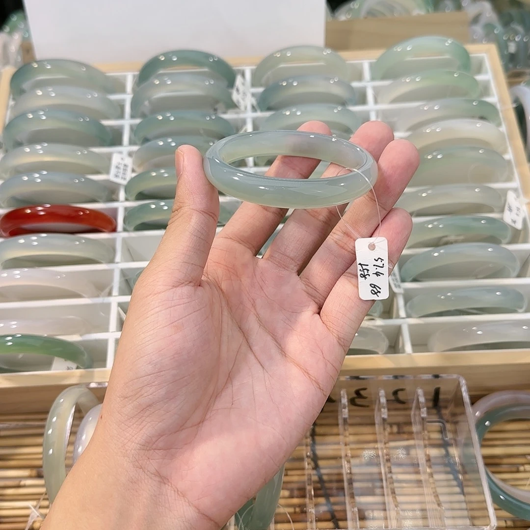手镯玛瑙/玉髓未镶嵌圈口57.4