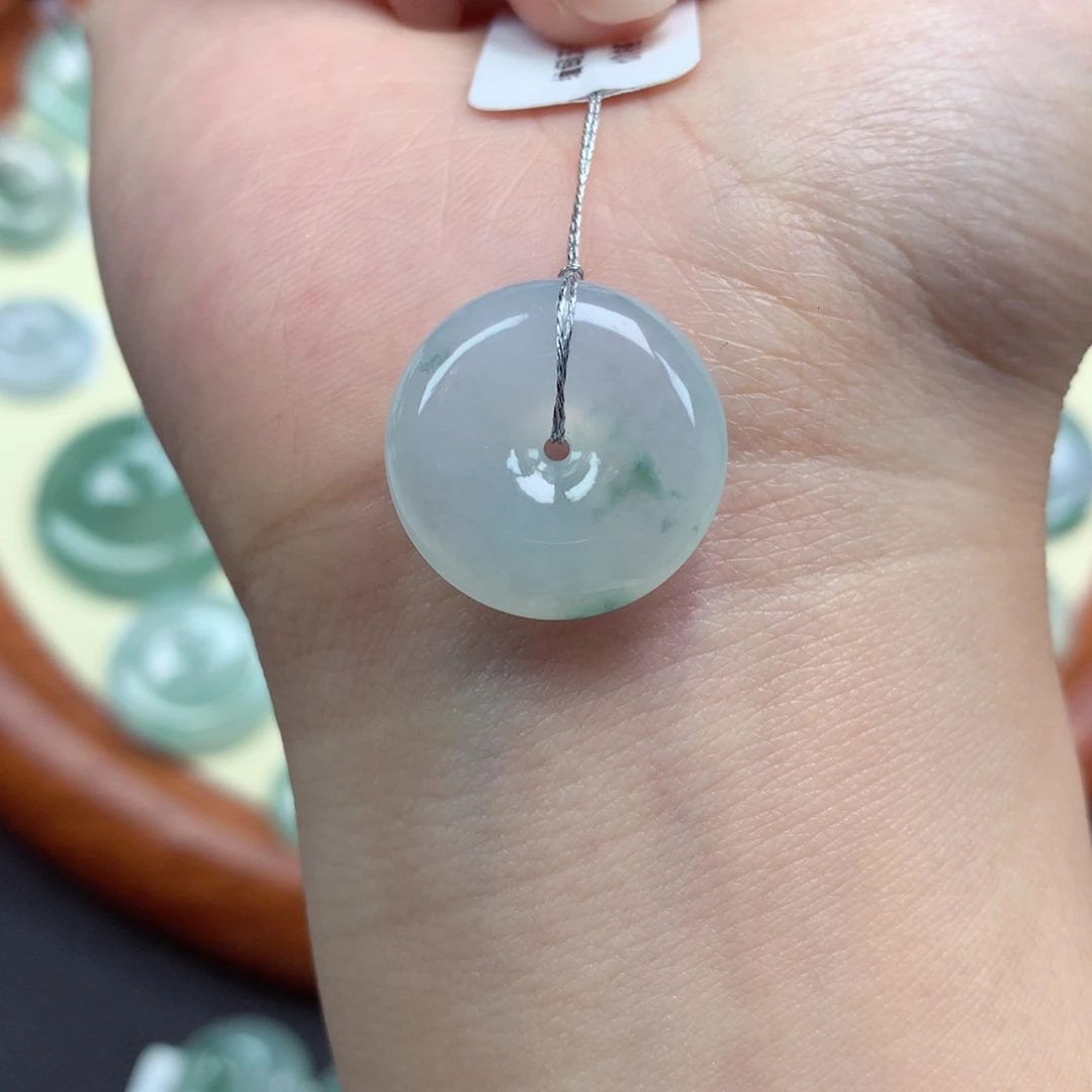 翡翠未镶嵌颈饰吊坠19.3/5.8mm