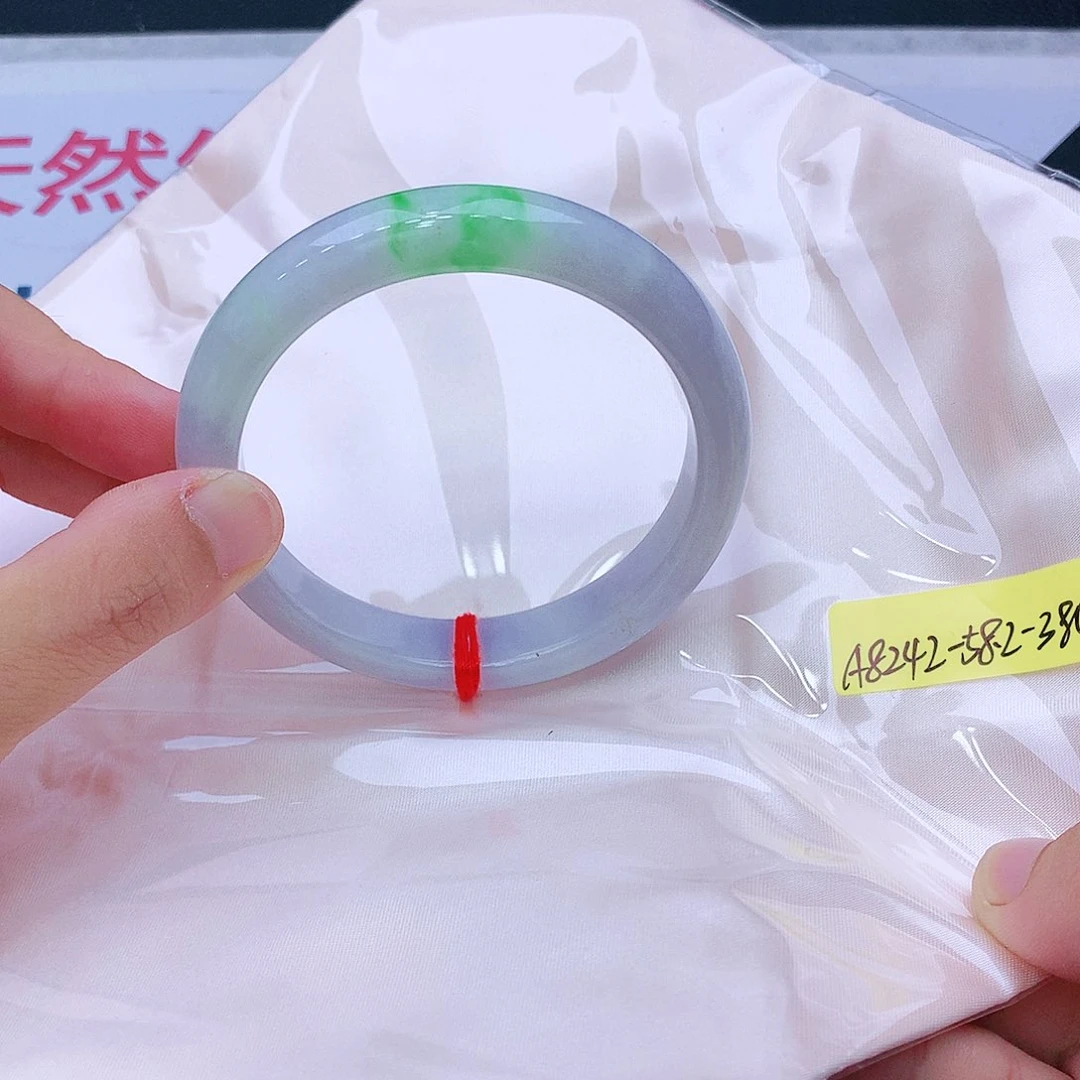 未镶嵌手镯翡翠翡翠