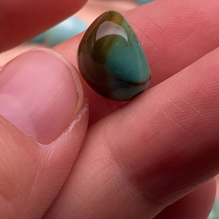 绿松石未镶嵌挂件