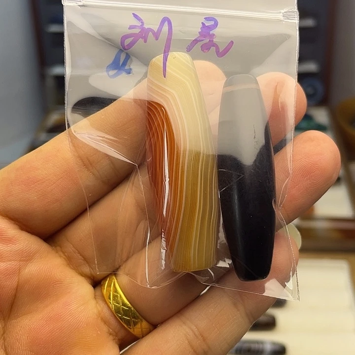 刘***星玛瑙/玉髓散珠专拍