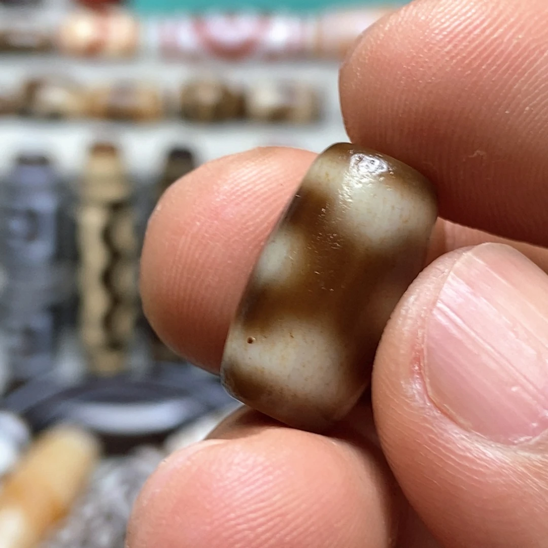 玛瑙/玉髓颈饰未镶嵌山**鹿